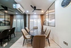 Sixth Avenue (D10), Terrace #568280561